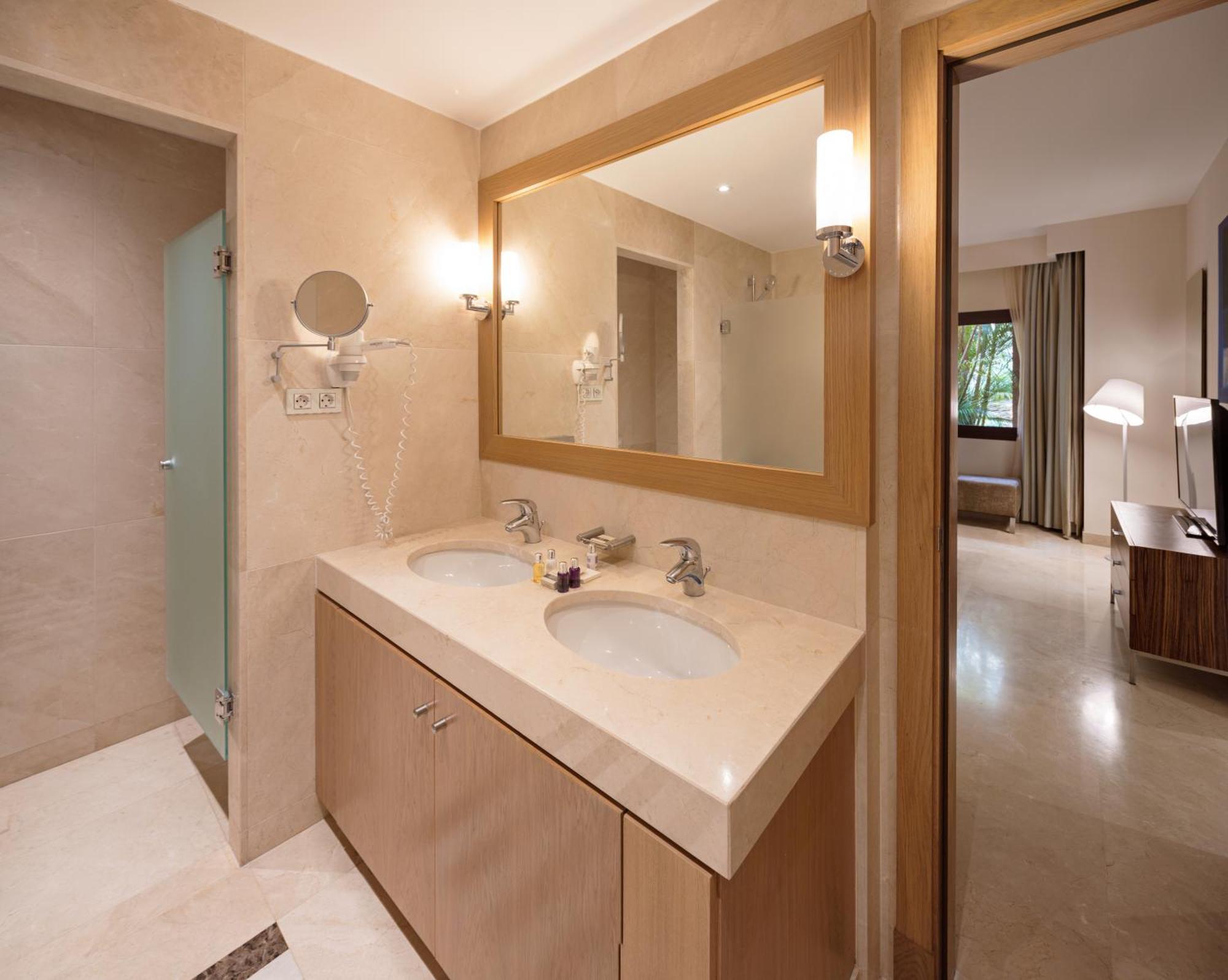 Don Carlos Resort&spa 5* Marbella